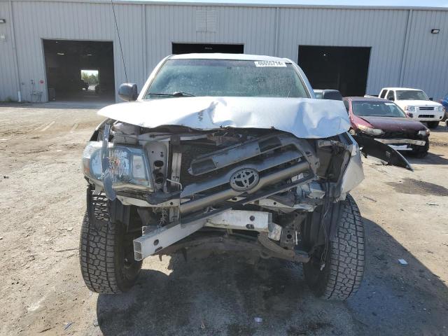 5TELU4ENXAZ674333 - 2010 TOYOTA TACOMA DOUBLE CAB SILVER photo 5