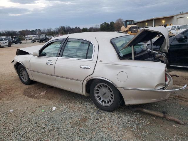 1LNHM83W3YY818997 - 2000 LINCOLN TOWN CARTIER CREAM photo 2