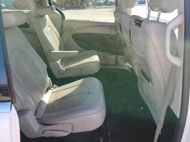 2C4RC1EG9HR764165 - 2017 CHRYSLER PACIFICA TOURING L PLUS WHITE photo 11