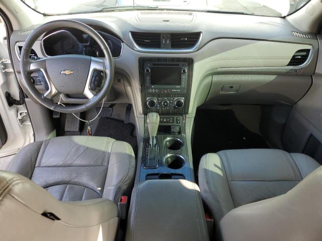 1GNKVLKDXDJ226081 - 2013 CHEVROLET TRAVERSE LTZ WHITE photo 8