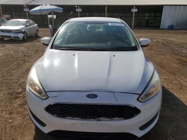 1FADP3K29FL326731 - 2015 FORD FOCUS SE WHITE photo 5