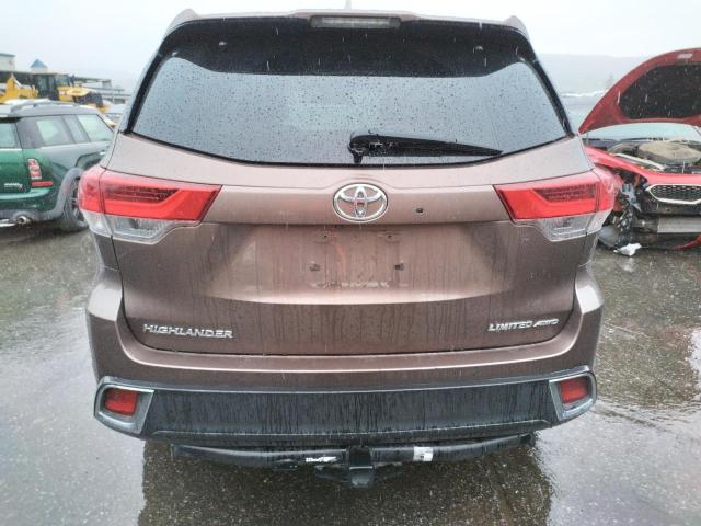 5TDDZRFH2JS800323 - 2018 TOYOTA HIGHLANDER LIMITED BROWN photo 6