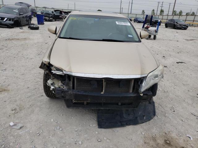 4T1BK3DB0BU387947 - 2011 TOYOTA AVALON BASE 金色 照片 5