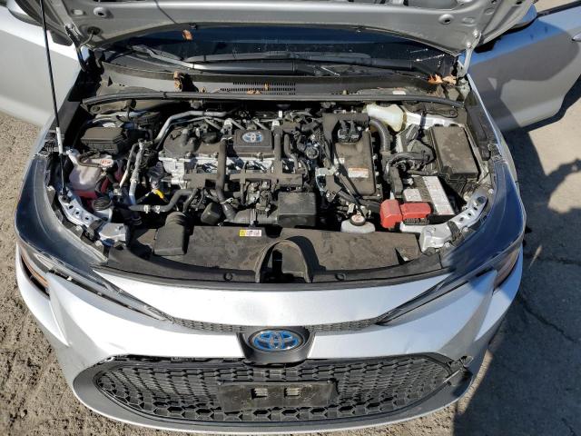 JTDEAMDE4N3011010 - 2022 TOYOTA COROLLA LE SILVER photo 11