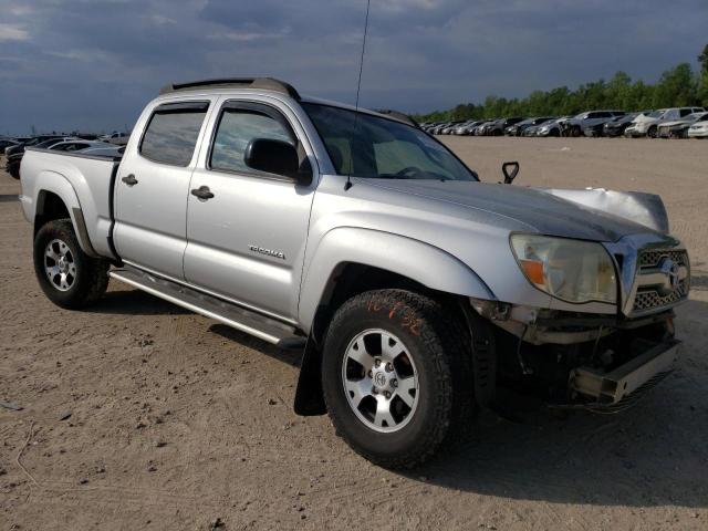 5TFKU4HN1BX001561 - 2011 TOYOTA TACOMA DOUBLE CAB PRERUNNER LONG BED SILVER photo 4