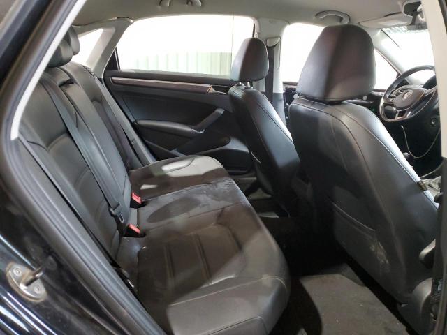1VWDT7A32HC058399 - 2017 VOLKSWAGEN PASSAT R-LINE Schwarz Foto 10
