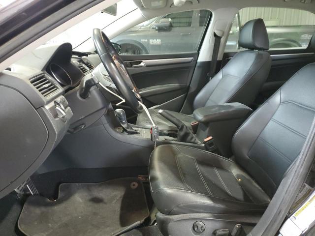 1VWDT7A32HC058399 - 2017 VOLKSWAGEN PASSAT R-LINE Schwarz Foto 7
