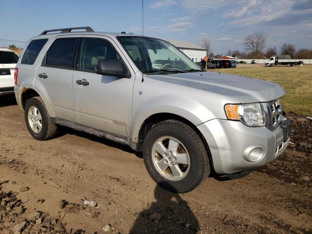 1FMCU03158KA72913 - 2008 FORD ESCAPE XLT SILVER photo 4