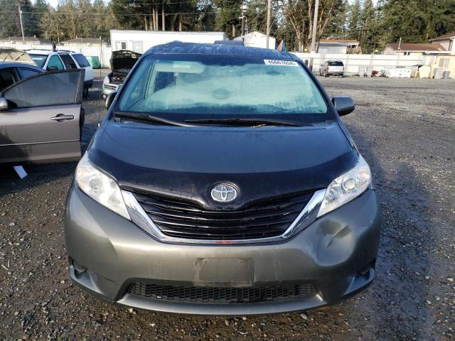 5TDKK3DC7DS290474 - 2013 TOYOTA SIENNA LE GREEN photo 5