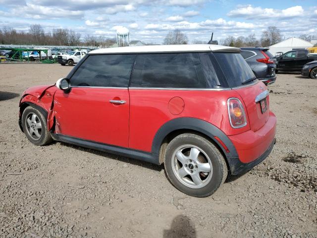 WMWMF33529TW74345 - 2009 MINI COOPER RED photo 2