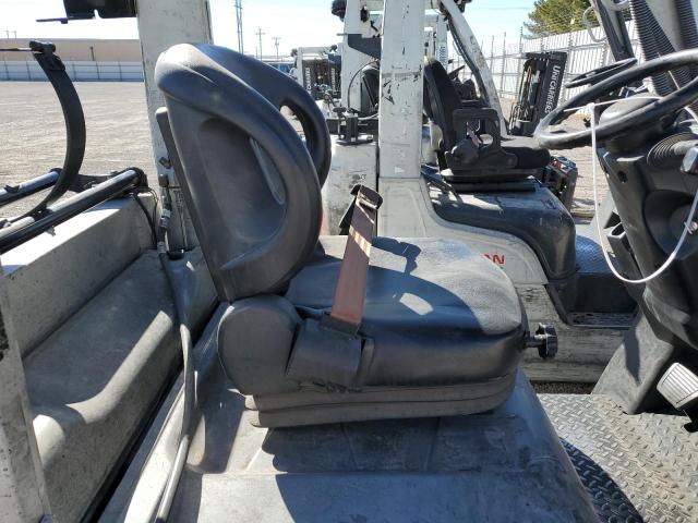 CP1F29W2886 - 2013 NISSAN CF40LP GRAY photo 5