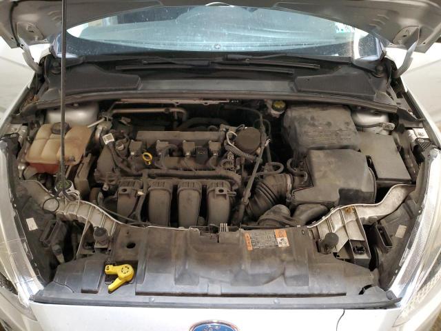 1FADP3F22GL204613 - 2016 FORD FOCUS SE SILVER photo 11