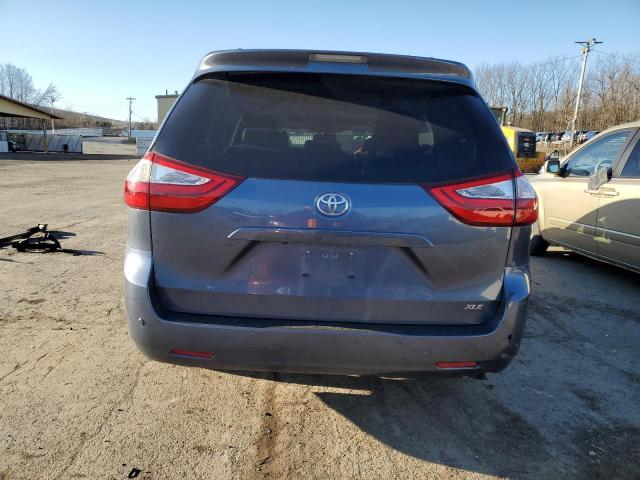 5TDYZ3DC3HS857050 - 2017 TOYOTA SIENNA XLE GRAY photo 6