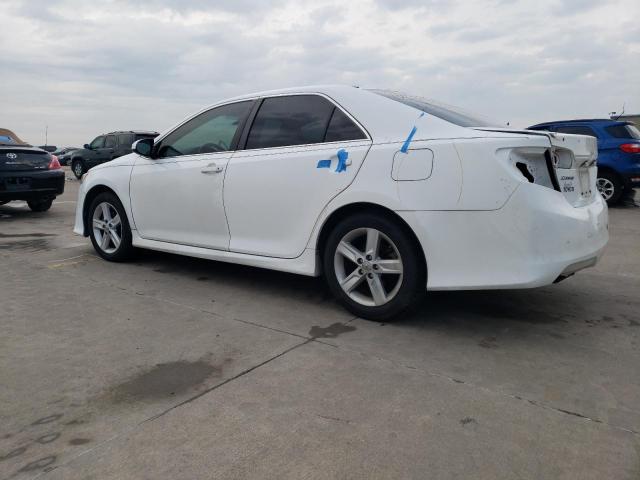 4T1BF1FK0DU723122 - 2013 TOYOTA CAMRY L WHITE photo 2