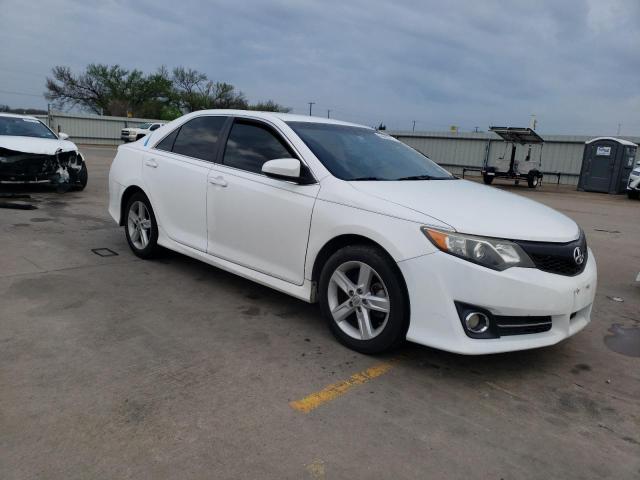 4T1BF1FK0DU723122 - 2013 TOYOTA CAMRY L WHITE photo 4