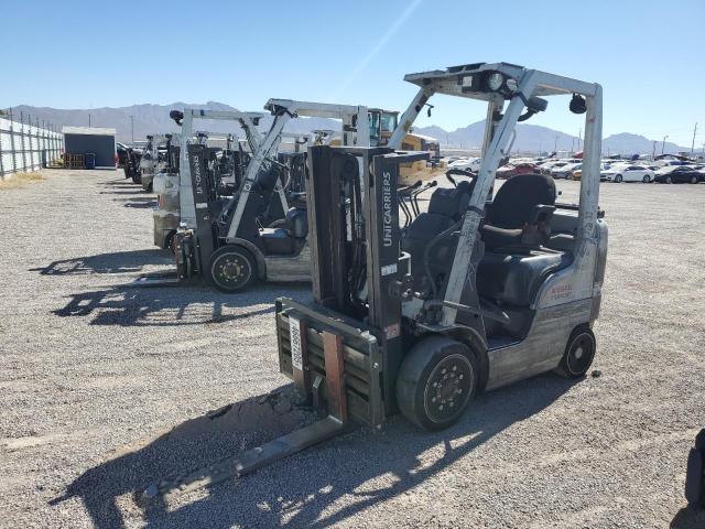 CP1F29W2843 - 2013 NISSAN CF40LP GRAY photo 2