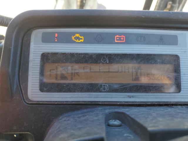 CP1F29W2843 - 2013 NISSAN CF40LP GRAY photo 8