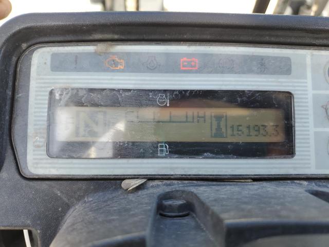 CP1F29W2858 - 2013 NISSAN CF40LP GRAY photo 8