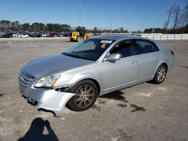 2006 TOYOTA AVALON XL, 