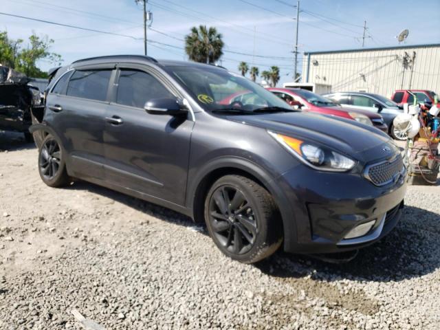 KNDCC3LCXJ5178580 - 2018 KIA NIRO EX GRAY photo 4