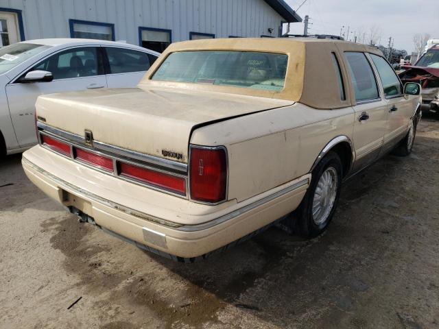 1LNLM82W0VY632129 - 1997 LINCOLN TOWN CAR SIGNATURE TAN photo 3