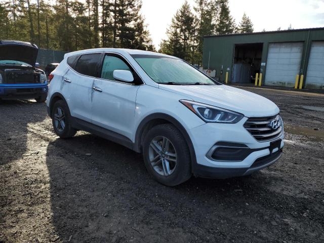 5NMZT3LB7JH069377 - 2018 HYUNDAI SANTA FE S WHITE photo 4