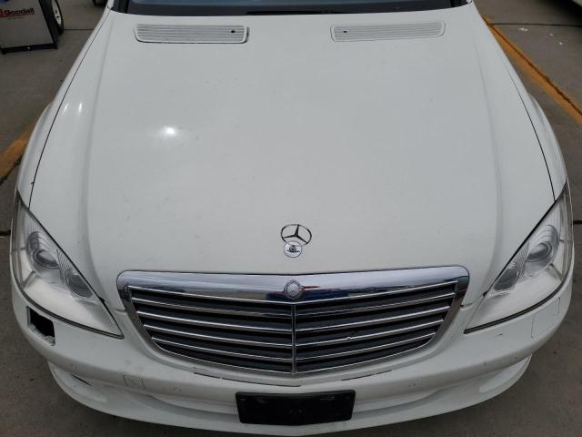 WDDNG71X29A247667 - 2009 MERCEDES-BENZ S 550 WHITE photo 11