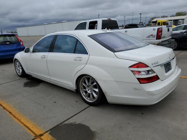 WDDNG71X29A247667 - 2009 MERCEDES-BENZ S 550 WHITE photo 2