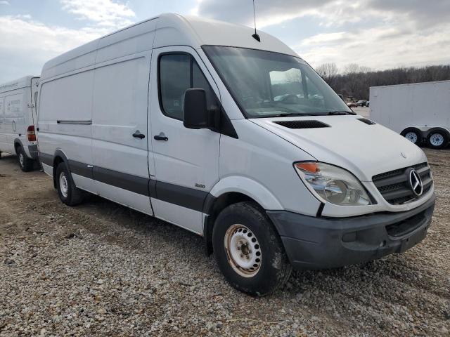 WD3PE8CB2B5601132 - 2011 MERCEDES-BENZ SPRINTER 2500 თეთრი ფოტო 4