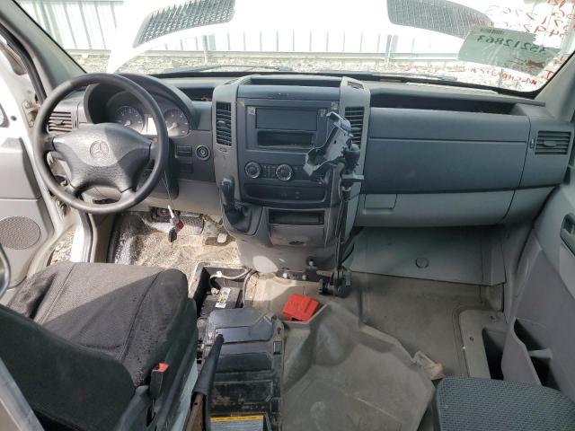 WD3PE8CB2B5601132 - 2011 MERCEDES-BENZ SPRINTER 2500 თეთრი ფოტო 8