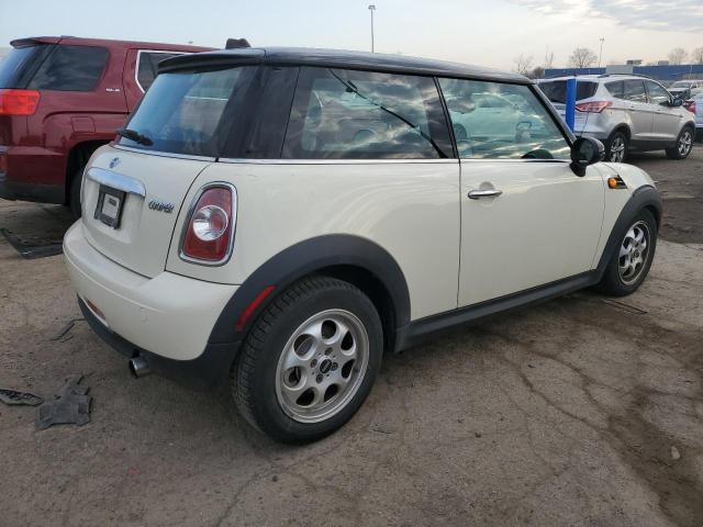 WMWSU3C50DT546241 - 2013 MINI COOPER WHITE photo 3