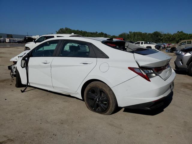 KMHLM4AJ3PU037607 - 2023 HYUNDAI ELANTRA BLUE WHITE photo 2