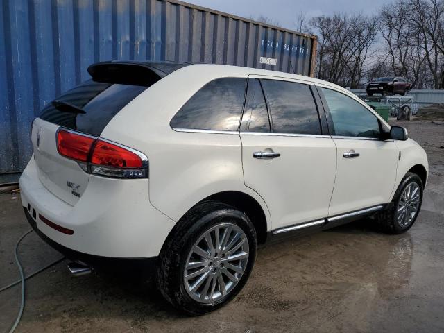 2LMDJ8JK6DBL47690 - 2013 LINCOLN MKX AWD 白色 照片 3