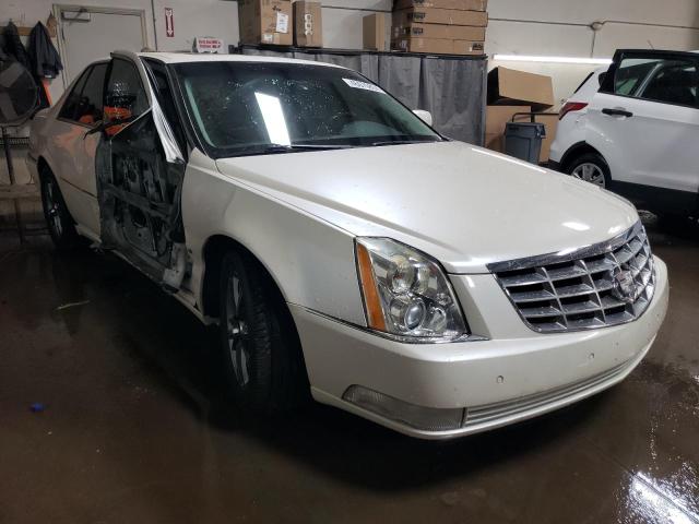 1G6KD57Y28U126972 - 2008 CADILLAC DTS CREAM photo 4