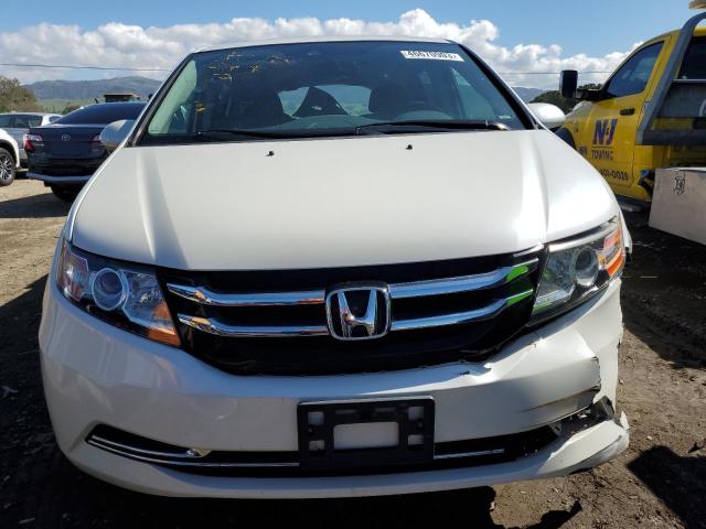 5FNRL5H60FB066076 - 2015 HONDA ODYSSEY EXL WHITE photo 5