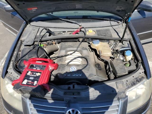 WVWRH63BX1P284052 - 2001 VOLKSWAGEN PASSAT GLX Gümüş foto 11