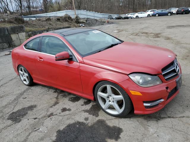 WDDGJ4HB6FG367953 - 2015 MERCEDES-BENZ C 250 RED photo 4