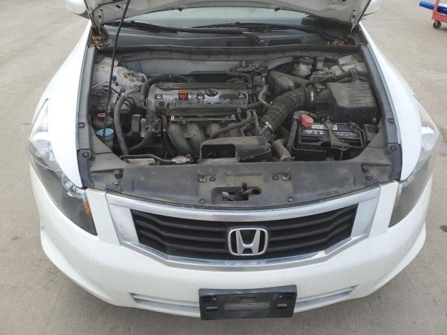 1HGCP2E34AA132456 - 2010 HONDA ACCORD LX WHITE photo 11