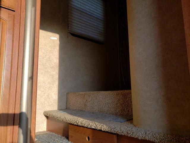 5SFRG3721BE229642 - 2011 HEARTLAND GATEWAY თეთრი ფოტო 5