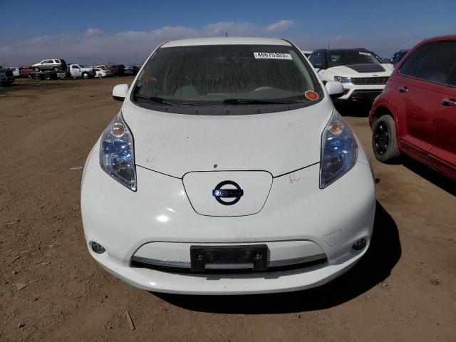 1N4AZ0CP7FC312672 - 2015 NISSAN LEAF S WHITE photo 5