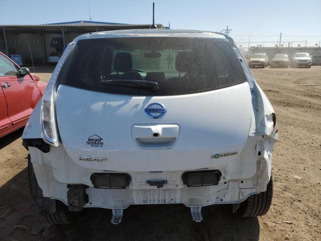 1N4AZ0CP7FC312672 - 2015 NISSAN LEAF S WHITE photo 6