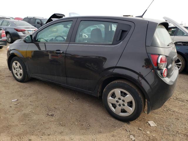 1G1JA6SH7D4212800 - 2013 CHEVROLET SONIC LS ნაცრისფერი ფოტო 2
