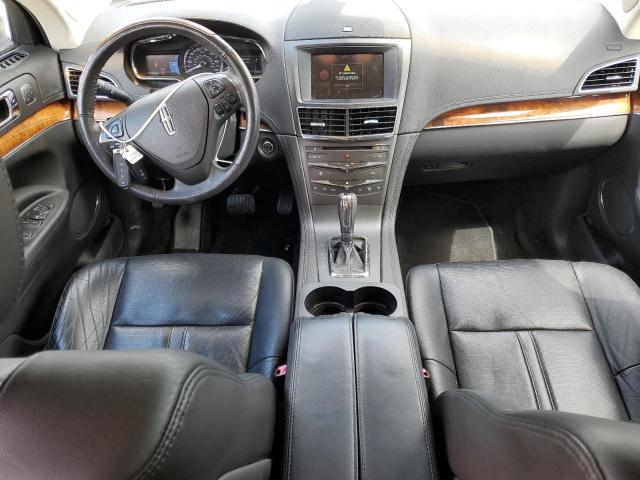 2LMHJ5AT7DBL58822 - 2013 LINCOLN MKT CHARCOAL photo 8