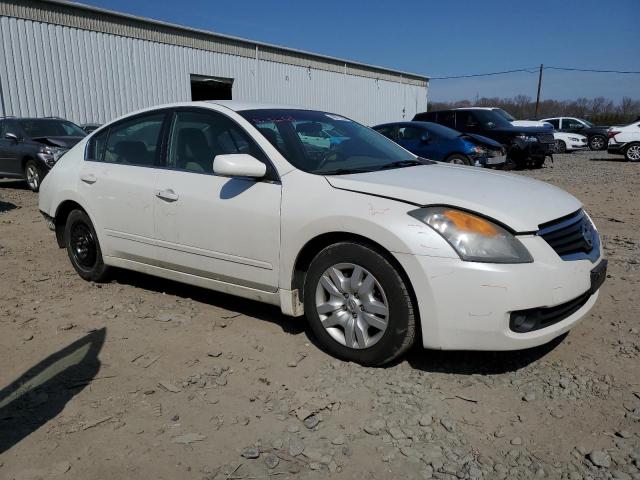 1N4AL21E59N493715 - 2009 NISSAN ALTIMA 2.5 WHITE photo 4