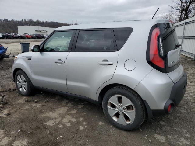 KNDJN2A24G7838678 - 2016 KIA SOUL SILVER photo 2