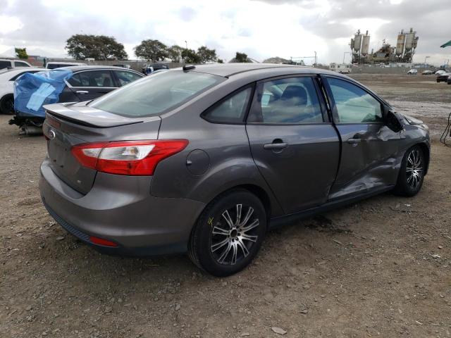 1FADP3F21EL300147 - 2014 FORD FOCUS SE GRAY photo 3