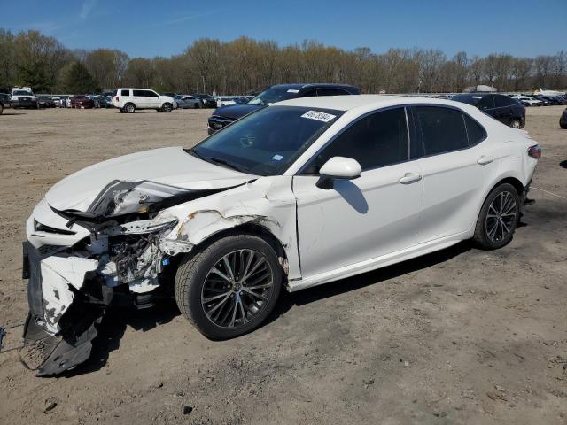 JTNB11HK0J3023890 - 2018 TOYOTA CAMRY L WHITE photo 1