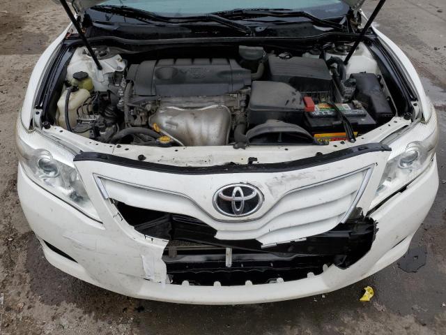 4T4BF3EK2BR104859 - 2011 TOYOTA CAMRY BASE WHITE photo 11