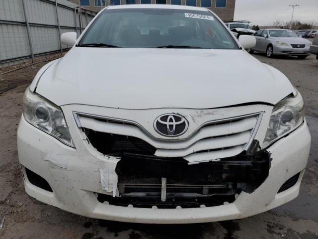 4T4BF3EK2BR104859 - 2011 TOYOTA CAMRY BASE WHITE photo 5