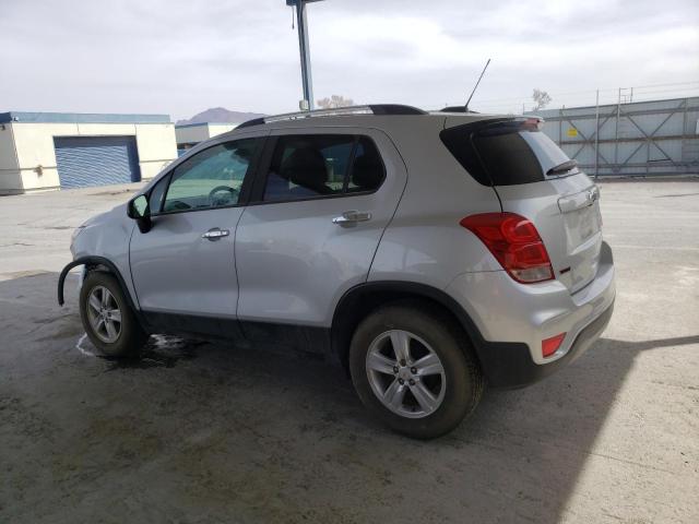 3GNCJLSB0KL291719 - 2019 CHEVROLET TRAX 1LT SILVER photo 2